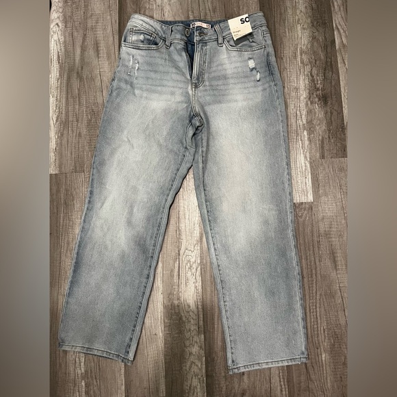 New straight, high-rise jeans from Kohls - Picture 4 of 7